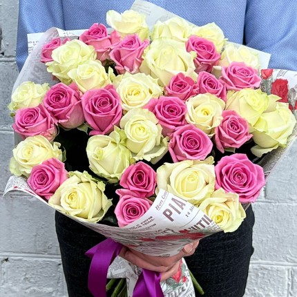 Букет "Розалита" из белых и розовых роз - заказать с доставкой в по Куровскому